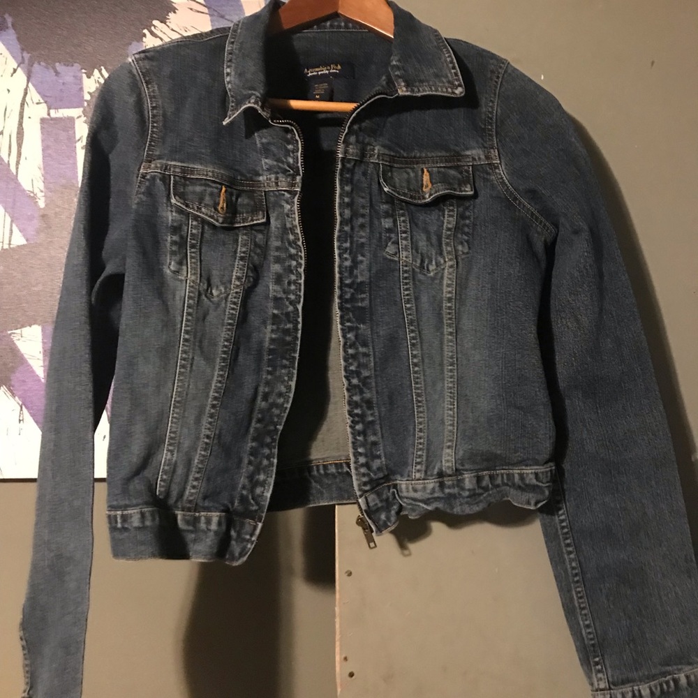 Abercrombie & Fitch Zip-Up Midriff Denim Jacket